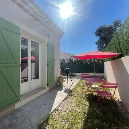 Logement Cosy Cuisine / Terrasse / Bbq Ollioules Esterno foto